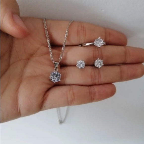 Stunning S925 Sterling Silver jewelry set - Picture 10 of 12